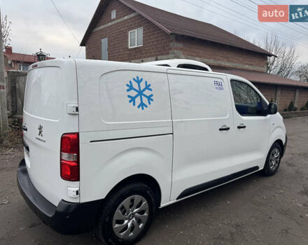 Белый Пежо Эксперт груз.-пасс., объемом двигателя 2 л и пробегом 255 тыс. км за 18800 $, фото 64 на Automoto.ua