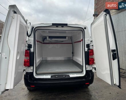 Белый Пежо Эксперт груз.-пасс., объемом двигателя 2 л и пробегом 255 тыс. км за 18800 $, фото 30 на Automoto.ua