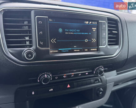 Белый Пежо Эксперт груз.-пасс., объемом двигателя 2 л и пробегом 255 тыс. км за 18800 $, фото 41 на Automoto.ua