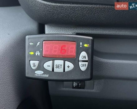 Белый Пежо Эксперт груз.-пасс., объемом двигателя 2 л и пробегом 255 тыс. км за 18800 $, фото 24 на Automoto.ua