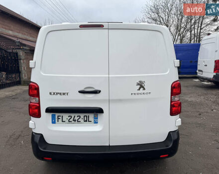 Белый Пежо Эксперт груз.-пасс., объемом двигателя 2 л и пробегом 255 тыс. км за 18800 $, фото 71 на Automoto.ua