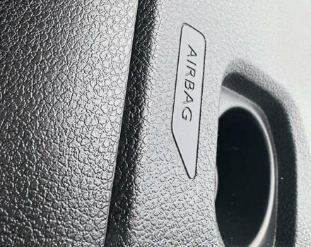 Белый Пежо Эксперт груз.-пасс., объемом двигателя 2 л и пробегом 255 тыс. км за 18800 $, фото 72 на Automoto.ua