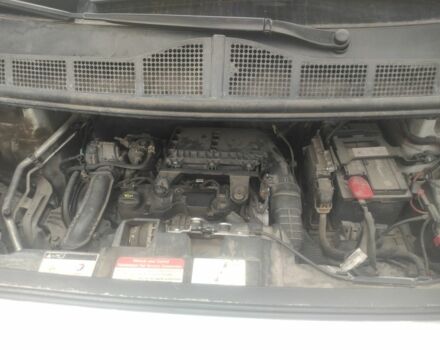 Белый Пежо Эксперт груз.-пасс., объемом двигателя 1.6 л и пробегом 174 тыс. км за 15999 $, фото 9 на Automoto.ua