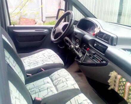 Пежо Эксперт груз.-пасс. 2005 в Южноукраинске на Automoto.ua Белый Пежо Эксперт груз.-пасс., объемом двигателя 1.9 л и пробегом 340 тыс. км за 4000 $, фото 7 на Automoto.ua