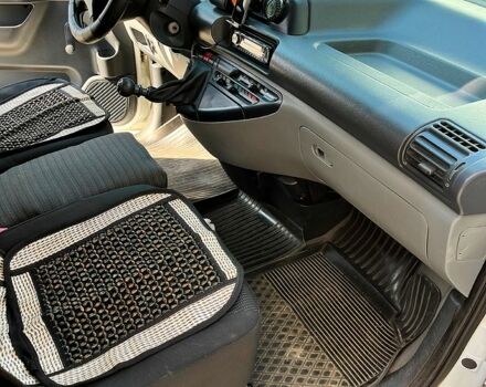 Пежо Эксперт груз.-пасс. 2005 в Костополе на Automoto.ua Белый Пежо Эксперт груз.-пасс., объемом двигателя 2 л и пробегом 0 тыс. км за 4200 $, фото 1 на Automoto.ua