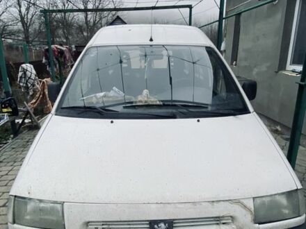 Білий Пежо Експерт вант.-пас., об'ємом двигуна 1.6 л та пробігом 400 тис. км за 700 $, фото 1 на Automoto.ua