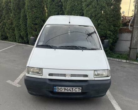 Белый Пежо Эксперт груз.-пасс., объемом двигателя 1.9 л и пробегом 305 тыс. км за 3700 $, фото 1 на Automoto.ua