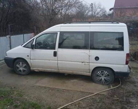 Белый Пежо Эксперт груз.-пасс., объемом двигателя 2.1 л и пробегом 450 тыс. км за 1800 $, фото 1 на Automoto.ua