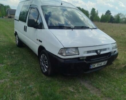 Білий Пежо Експерт вант.-пас., об'ємом двигуна 1.9 л та пробігом 300 тис. км за 1550 $, фото 1 на Automoto.ua