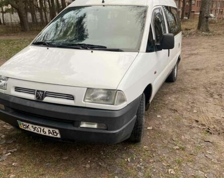 Белый Пежо Эксперт груз.-пасс., объемом двигателя 0 л и пробегом 15 тыс. км за 3000 $, фото 1 на Automoto.ua