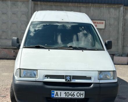 Белый Пежо Эксперт груз.-пасс., объемом двигателя 2 л и пробегом 485 тыс. км за 3000 $, фото 1 на Automoto.ua