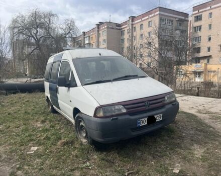 Белый Пежо Эксперт груз.-пасс., объемом двигателя 2 л и пробегом 530 тыс. км за 1700 $, фото 1 на Automoto.ua
