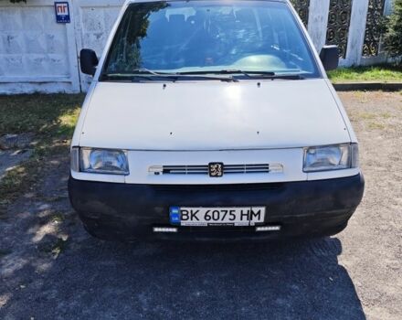 Білий Пежо Експерт вант.-пас., об'ємом двигуна 1.9 л та пробігом 392 тис. км за 3000 $, фото 1 на Automoto.ua