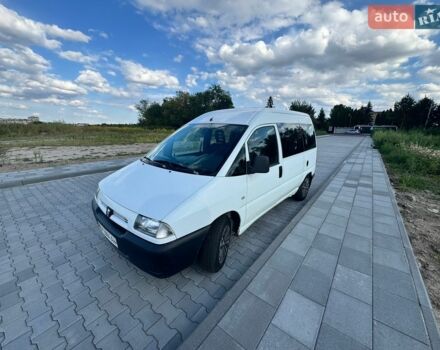 Белый Пежо Эксперт груз.-пасс., объемом двигателя 1.9 л и пробегом 311 тыс. км за 2700 $, фото 1 на Automoto.ua