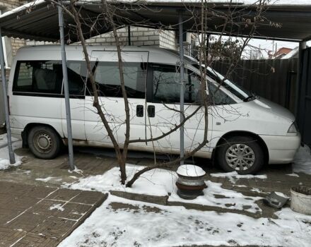 Белый Пежо Эксперт груз.-пасс., объемом двигателя 1.8 л и пробегом 300 тыс. км за 3200 $, фото 1 на Automoto.ua
