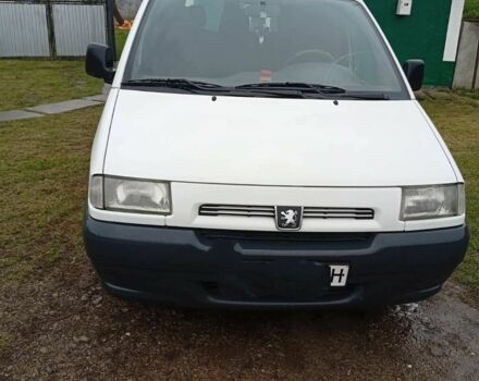 Белый Пежо Эксперт груз.-пасс., объемом двигателя 1 л и пробегом 374 тыс. км за 3650 $, фото 1 на Automoto.ua