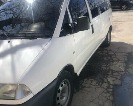 Белый Пежо Эксперт груз.-пасс., объемом двигателя 2 л и пробегом 400 тыс. км за 5100 $, фото 1 на Automoto.ua