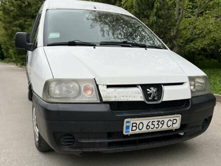 Пежо Експерт вант.-пас. 2004 у Тернополі на Automoto.ua Білий Пежо Експерт вант.-пас., об'ємом двигуна 2 л та пробігом 329 тис. км за 3900 $, фото 1 на Automoto.ua