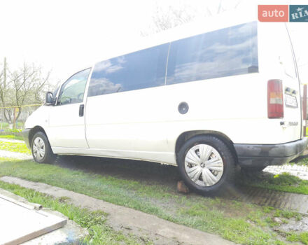 Белый Пежо Эксперт груз.-пасс., объемом двигателя 2 л и пробегом 395 тыс. км за 4200 $, фото 1 на Automoto.ua