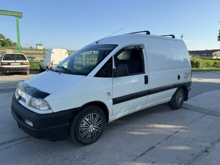 Пежо Експерт вант.-пас. 2004 у Изяслве на Automoto.ua Білий Пежо Експерт вант.-пас., об'ємом двигуна 2 л та пробігом 419 тис. км за 2799 $, фото 1 на Automoto.ua