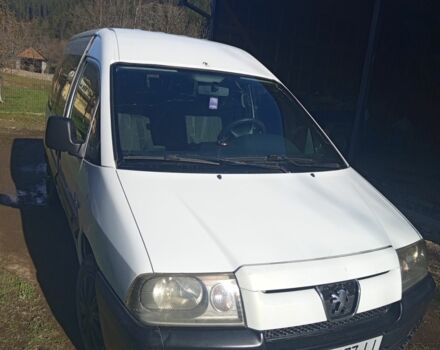 Белый Пежо Эксперт груз.-пасс., объемом двигателя 2 л и пробегом 100 тыс. км за 2600 $, фото 1 на Automoto.ua