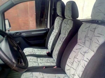 Пежо Эксперт груз.-пасс. 2005 в Южноукраинске на Automoto.ua Белый Пежо Эксперт груз.-пасс., объемом двигателя 1.9 л и пробегом 340 тыс. км за 4000 $, фото 1 на Automoto.ua