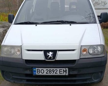 Белый Пежо Эксперт груз.-пасс., объемом двигателя 2 л и пробегом 485 тыс. км за 3800 $, фото 1 на Automoto.ua