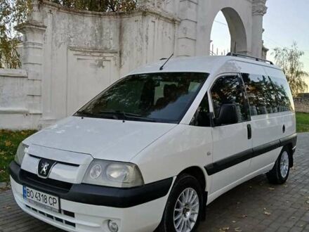 Белый Пежо Эксперт груз.-пасс., объемом двигателя 2 л и пробегом 370 тыс. км за 4550 $, фото 1 на Automoto.ua