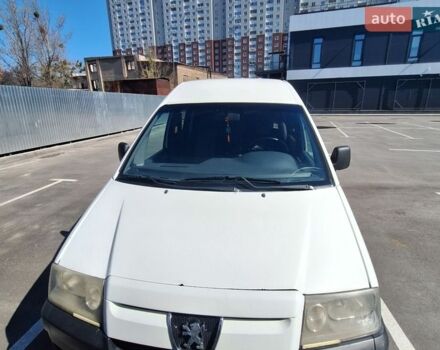 Белый Пежо Эксперт груз.-пасс., объемом двигателя 2 л и пробегом 360 тыс. км за 2800 $, фото 1 на Automoto.ua