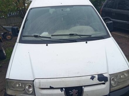 Пежо Эксперт груз.-пасс. 2005 в Погребище на Automoto.ua Белый Пежо Эксперт груз.-пасс., объемом двигателя 1.9 л и пробегом 200 тыс. км за 2500 $, фото 1 на Automoto.ua