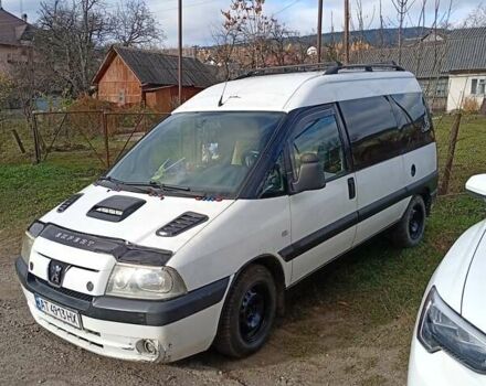 Белый Пежо Эксперт груз.-пасс., объемом двигателя 1.87 л и пробегом 999 тыс. км за 4100 $, фото 1 на Automoto.ua