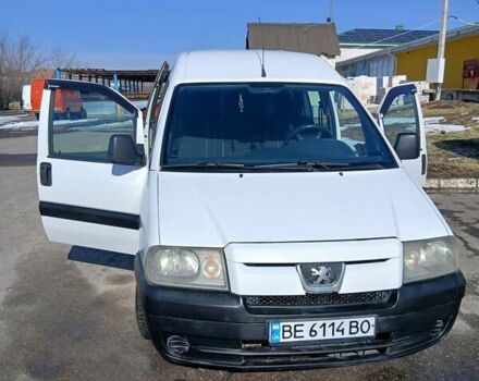 Белый Пежо Эксперт груз.-пасс., объемом двигателя 1.9 л и пробегом 340 тыс. км за 4000 $, фото 1 на Automoto.ua