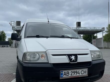 Пежо Експерт вант.-пас. 2005 у Вінниці на Automoto.ua Білий Пежо Експерт вант.-пас., об'ємом двигуна 1.9 л та пробігом 135 тис. км за 4500 $, фото 1 на Automoto.ua