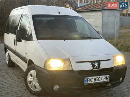 Белый Пежо Эксперт груз.-пасс., объемом двигателя 2 л и пробегом 337 тыс. км за 3950 $, фото 1 на Automoto.ua