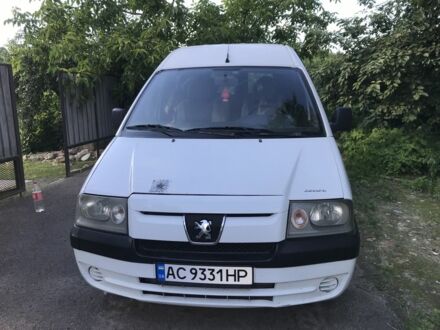Пежо Експерт вант.-пас. 2006 у Луцьку на Automoto.ua Білий Пежо Експерт вант.-пас., об'ємом двигуна 1.9 л та пробігом 235 тис. км за 3600 $, фото 1 на Automoto.ua