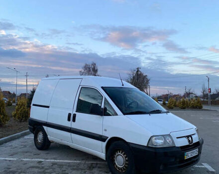 Белый Пежо Эксперт груз.-пасс., объемом двигателя 2 л и пробегом 329 тыс. км за 4500 $, фото 1 на Automoto.ua