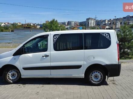 Пежо Експерт вант.-пас. 2007 у Хмельницькому на Automoto.ua Білий Пежо Експерт вант.-пас., об'ємом двигуна 1.6 л та пробігом 242 тис. км за 6000 $, фото 1 на Automoto.ua