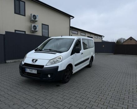 Белый Пежо Эксперт груз.-пасс., объемом двигателя 2 л и пробегом 317 тыс. км за 5900 $, фото 1 на Automoto.ua