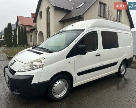 Белый Пежо Эксперт груз.-пасс., объемом двигателя 1.6 л и пробегом 300 тыс. км за 5400 $, фото 1 на Automoto.ua