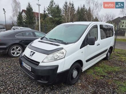 Белый Пежо Эксперт груз.-пасс., объемом двигателя 1.56 л и пробегом 244 тыс. км за 6300 $, фото 1 на Automoto.ua