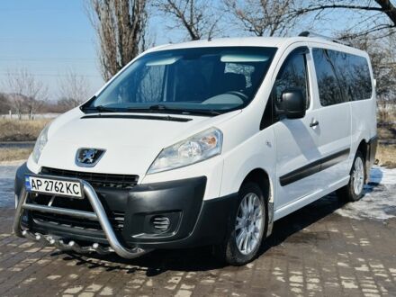 Пежо Експерт вант.-пас. 2007 у Першотравенске на Automoto.ua Білий Пежо Експерт вант.-пас., об'ємом двигуна 1.6 л та пробігом 325 тис. км за 7500 $, фото 1 на Automoto.ua