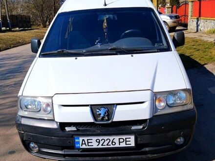 Білий Пежо Експерт вант.-пас., об'ємом двигуна 2 л та пробігом 311 тис. км за 5200 $, фото 1 на Automoto.ua