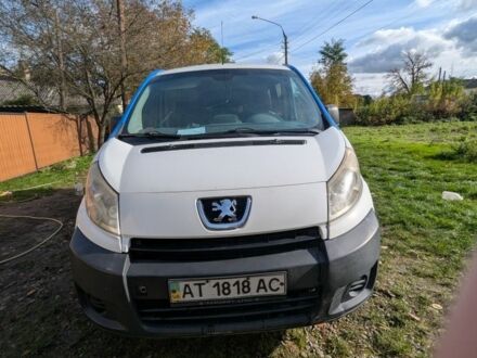 Пежо Эксперт груз.-пасс. 2009 в Черновцах на Automoto.ua Белый Пежо Эксперт груз.-пасс., объемом двигателя 1.6 л и пробегом 340 тыс. км за 4750 $, фото 1 на Automoto.ua