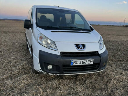 Пежо Эксперт груз.-пасс. 2009 в Жидачов на Automoto.ua Белый Пежо Эксперт груз.-пасс., объемом двигателя 2 л и пробегом 303 тыс. км за 6000 $, фото 1 на Automoto.ua