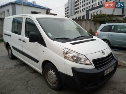 Белый Пежо Эксперт груз.-пасс., объемом двигателя 2 л и пробегом 192 тыс. км за 7000 $, фото 1 на Automoto.ua