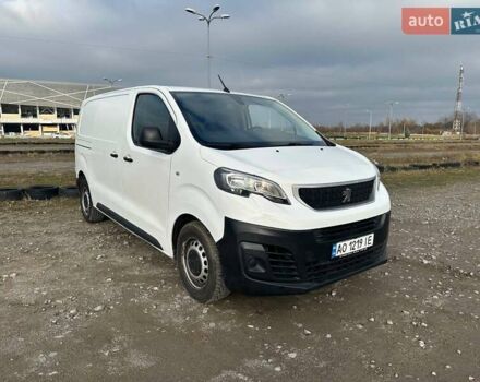 Белый Пежо Эксперт груз.-пасс., объемом двигателя 2 л и пробегом 180 тыс. км за 11800 $, фото 1 на Automoto.ua