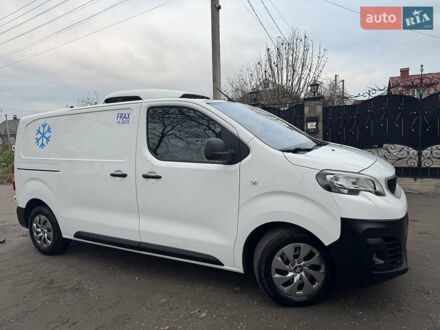 Белый Пежо Эксперт груз.-пасс., объемом двигателя 2 л и пробегом 255 тыс. км за 18800 $, фото 1 на Automoto.ua