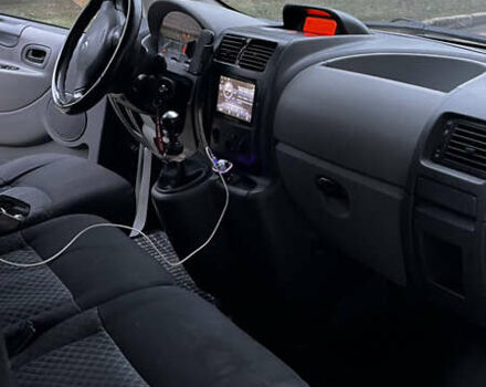 Чорний Пежо Експерт вант.-пас., об'ємом двигуна 2 л та пробігом 450 тис. км за 9000 $, фото 6 на Automoto.ua