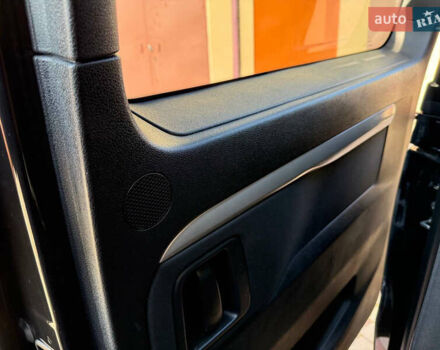 Черный Пежо Эксперт груз.-пасс., объемом двигателя 2 л и пробегом 208 тыс. км за 19700 $, фото 62 на Automoto.ua