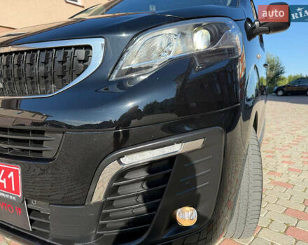 Черный Пежо Эксперт груз.-пасс., объемом двигателя 2 л и пробегом 208 тыс. км за 19700 $, фото 20 на Automoto.ua